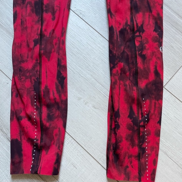 Lululemon Fast and Free Tight II 25" Game Day Red Black Multi size 2 - Picture 6 of 10